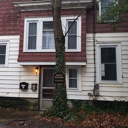 Large Bakery Apartment - Central Downtown Location Fredonia Luaran gambar